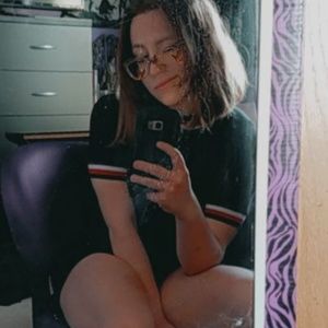 Meet your Posher, Carlie